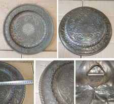 PIATTO VASSOIO IN PELTRO DECORATO CENTROTAVOLA O DA APPENDERE COME DA FOTO