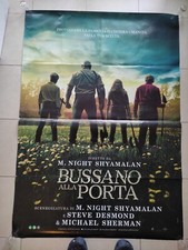 Bussano alla porta locandina