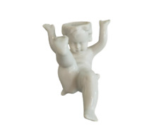 Statuina in Porcellana