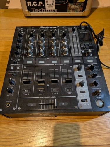 Pioneer djm 700 mixer - pioneer, djm-700
