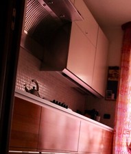 Cappa aspirante,90cm, modello "under" della faber con filtri al carbone attivo.