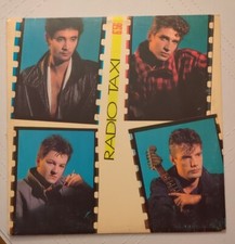 RADIO TAXI: radio taxi 6:56