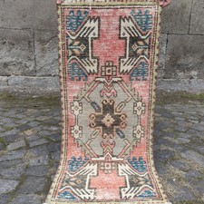 Tappeto piccolo vintage turco