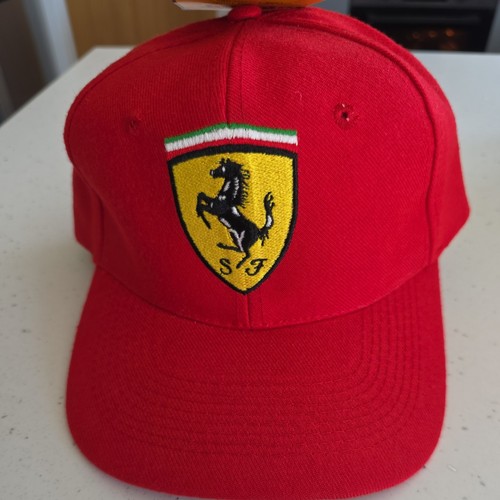 Cappello ferrari rosso - ferrari,