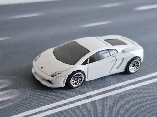 Hot wheels lamborghini - hot,