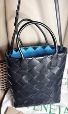 BOTTEGA VENETA MAXI INTRECCIO