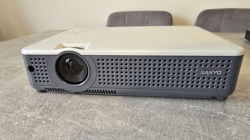 Sanyo plc xu78 proiettore - sanyo, vga