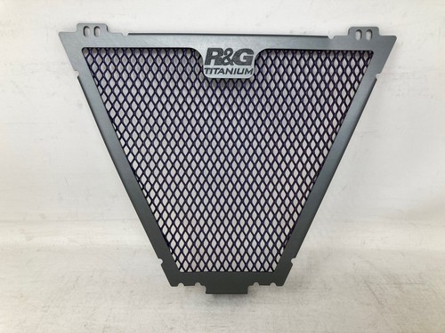 Protezione radiatore olio - , in