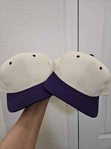 Cappelli snapback vuoti
