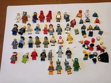 LEGO 34 Minifigures varie Agent Ninjiago Super Heroes etc più vari pezzi