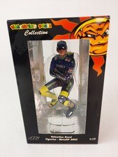 Minichamps Yamaha V. Rossi 2005 sitting figurine sunglasses 1/12 312059046