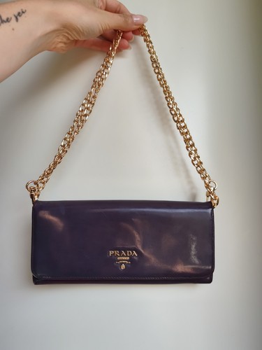 Pochette wallet chain viola - on,