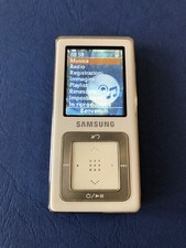 Samsung YP-Z5F (2 GB) Lettore MP3 multimediale digitale bianco