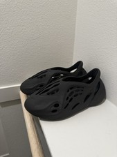 Yeezy Foam Runner Black