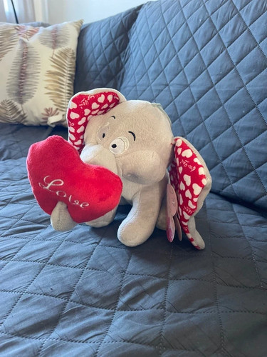 Elefante pupazzo peluche cuore