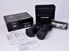 OLYMPUS Binocolo 10x42 PRO