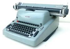 MACCHINA DA SCRIVERE OLIVETTI