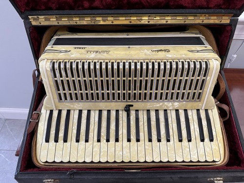 Fisarmonica carelli italia - fisarmonica,
