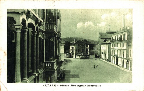 Altare savona piazza - savona,