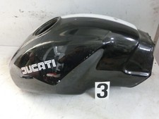 [03] SERBATOIO DUCATI MONSTER 9 DI COLORE NERO CON STRISCIA BIANCA SENZA TAPPO