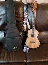 Ukulele tenore Fender Koa