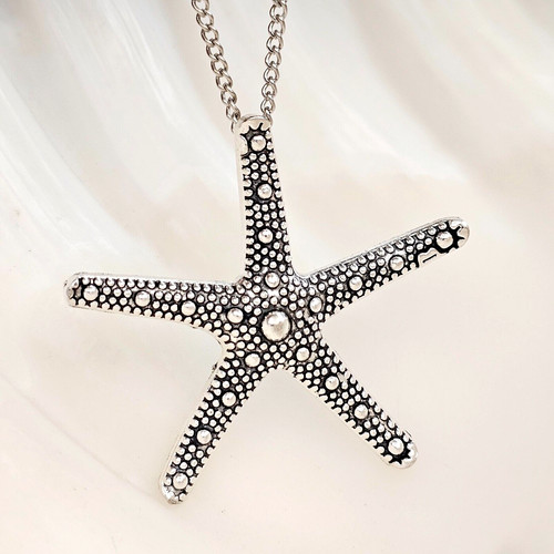 Collana con ciondolo stella