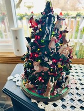 Danbury Statuina illuminata