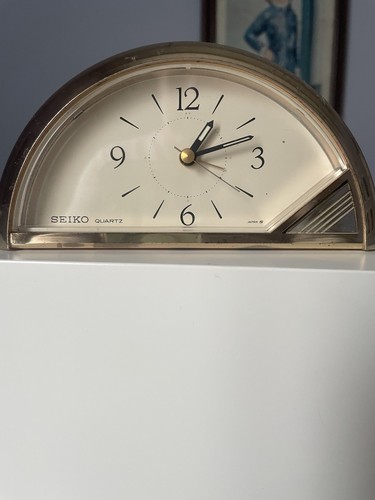 Sveglia comodino seiko made - sveglia,
