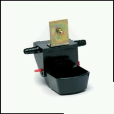 ABBEVERATOIO PER GALLINE POLLI