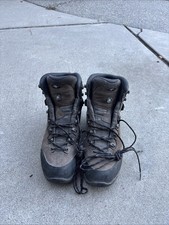 Stivali da trekking uomo Lowa, taglia 46 europei stanno bene per me. Ho bisogno di un 47.