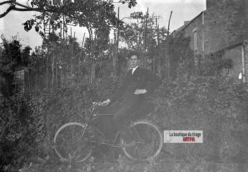 Ragazzo bici piastra - in, in