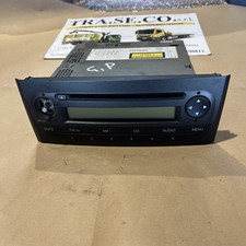 735446970 CD Autoradio per