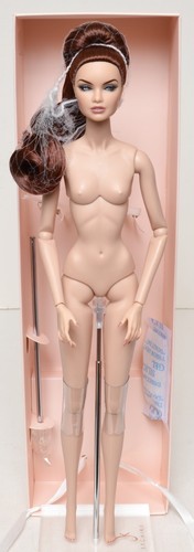 Erin salston night out - erin, 12,5"
