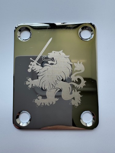 Piastra collo royal - royal, lion