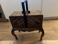 scatola da cucito antica Con