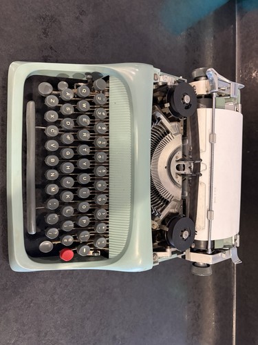 Olivetti studio vintage - 44,