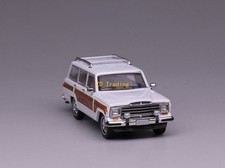 ZD 1:64 596 White Grand