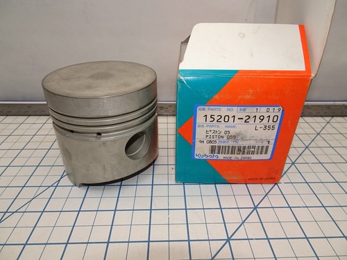 Kubota 15201 21910 piston - 15201-21910, only