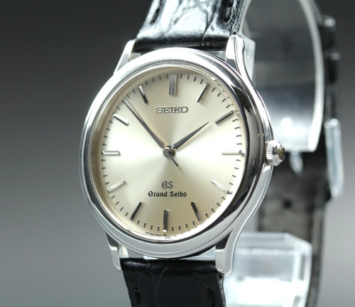Orologio vintage quasi - vintage, [quasi