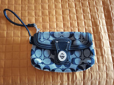 Pochette Coach in cotone con chiusura in argento signature sufflette vintage