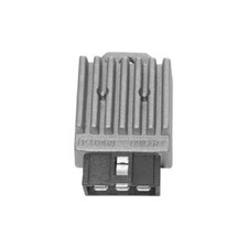 REGOLATORE DI TENSIONE RADDRIZZATORE DERBI SENDA SM X RACE (SR2A1A) 50 05>05