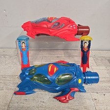 2x Superman Flight Speeders Lanciatore Forza Solare Uomo d'Acciaio Mattel DC Funzionante