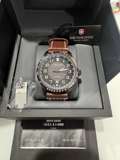 Nuovo orologio da uomo