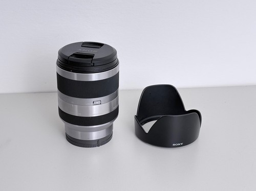 Sony 200mm 5 6 - e, oss