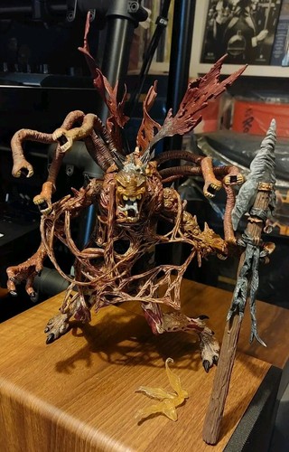 Action figure mcfarlane toys - action, (