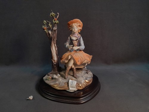 Figura porcellana policroma - porcellana,