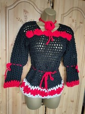 Maglione rosso nero lavorato a mano all'uncinetto lana di alta qualità con collana taglia S-M