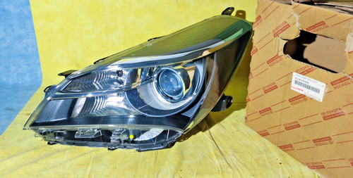 Faro anteriore destro toyota - anteriore,