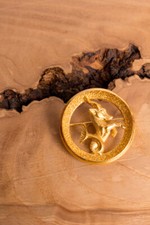 In Vendita Vintage TRIFARI Spilla Oro Ottone CAPRICORNO Gioielli Moda