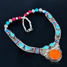Collana nepalese etnica